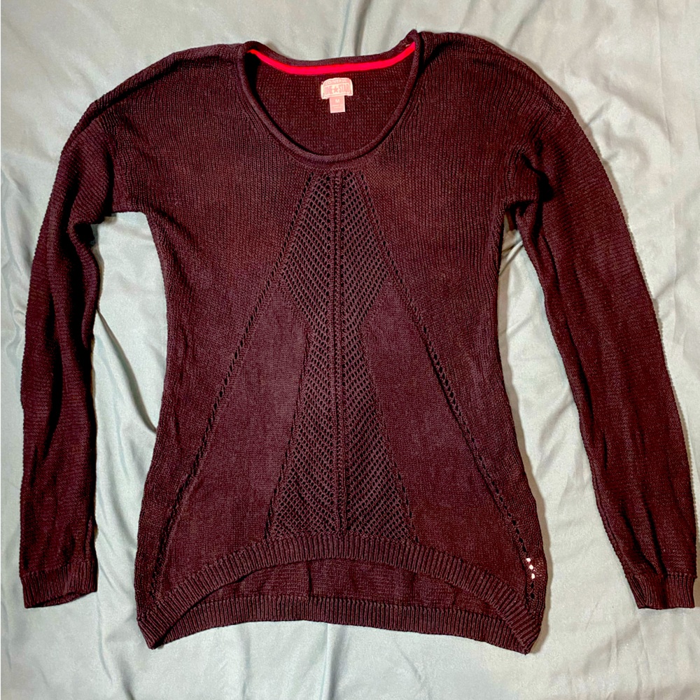 Converse black knit sweater hi-lo hem. Size M